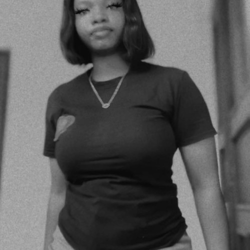 eunice y. profile photo