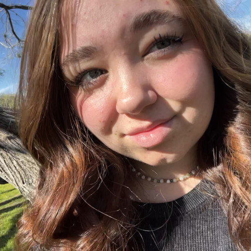 Kaitlyn B.