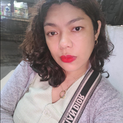 Roxanne V.