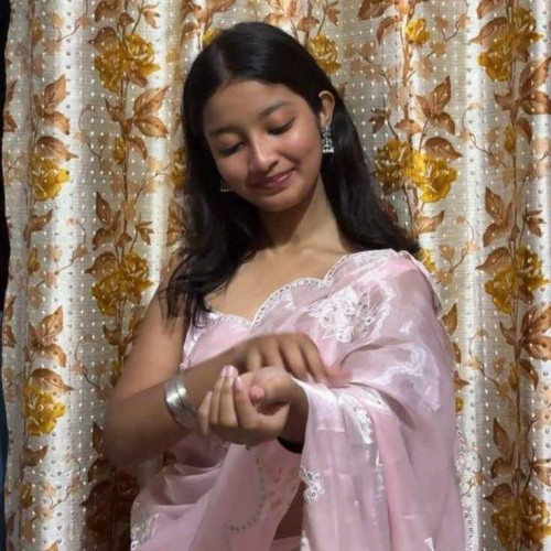 riya g. profile photo