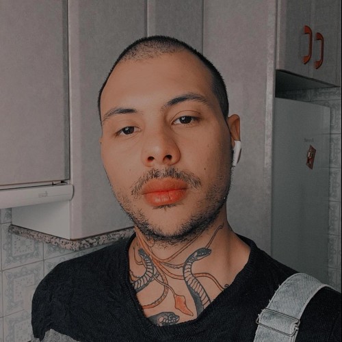 Sebastian L.