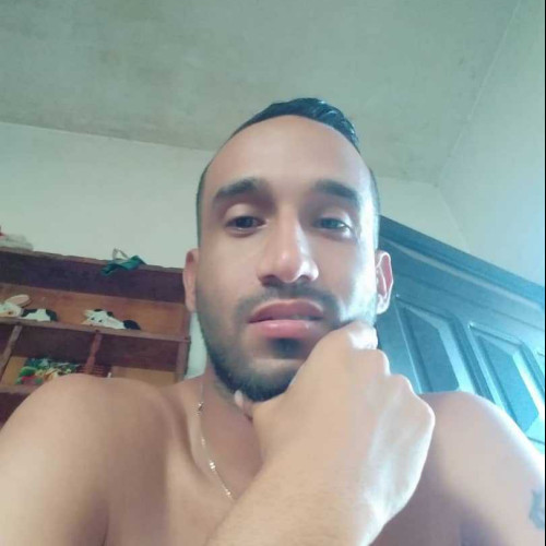 javier R. profile photo