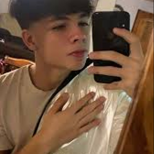 Esteban  C. profile photo