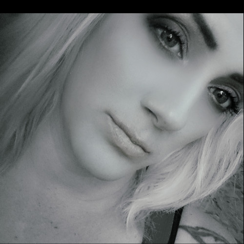 Loni L. profile photo