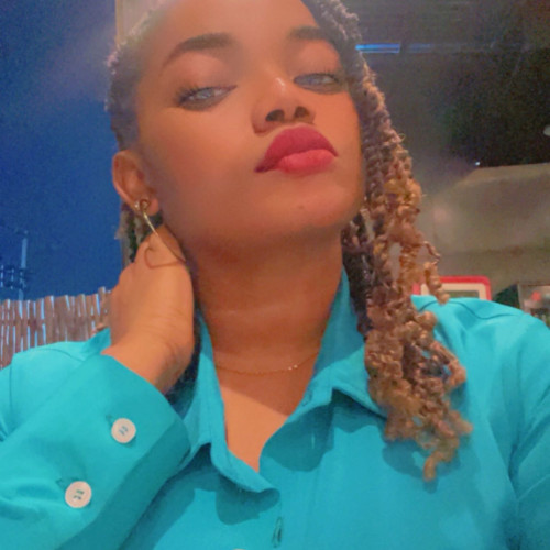 Vivian e.