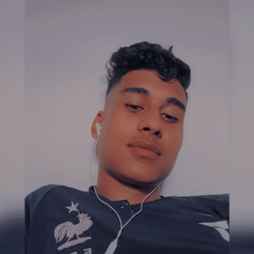 Hamza  H.