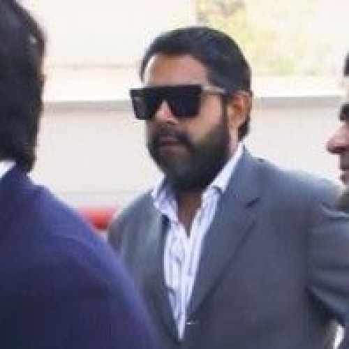 Hamza B.