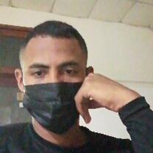 Luis T.