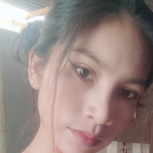 Mili v. profile photo