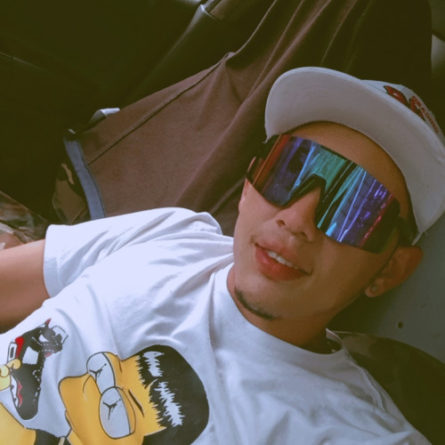 Alejandro V.