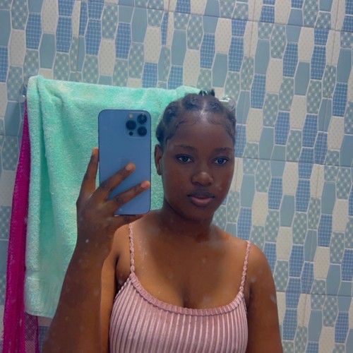 Cora L. profile photo