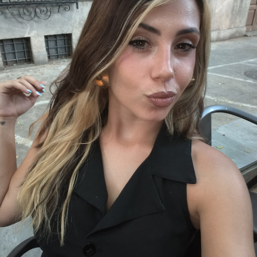Claudia M. profile photo