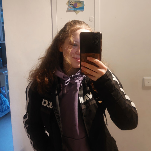 laura h. profile photo