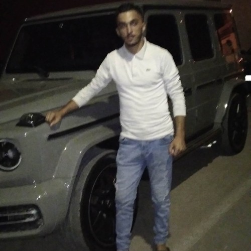 Amine B.