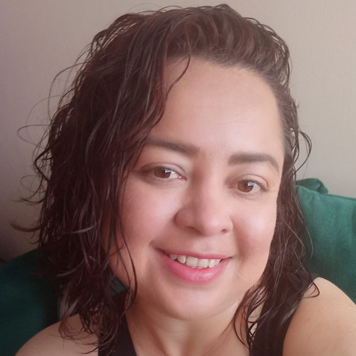 Claudia  V. profile photo