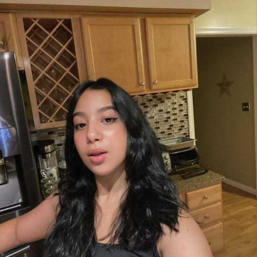 Chloe W. profile photo