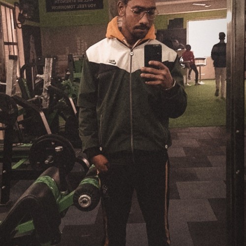 Roshan v. profile photo