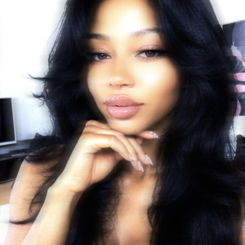 Selene H. profile photo