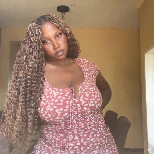 babe F. profile photo