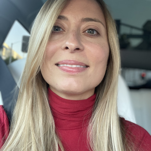 Angelina L. profile photo