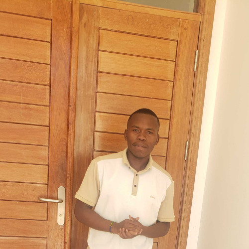 OMBENI R. profile photo