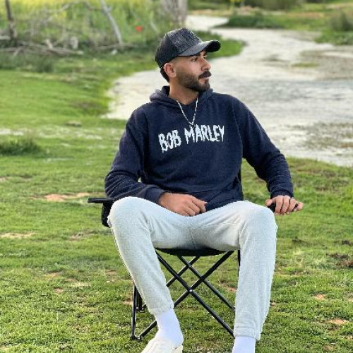 hamza  b. profile photo