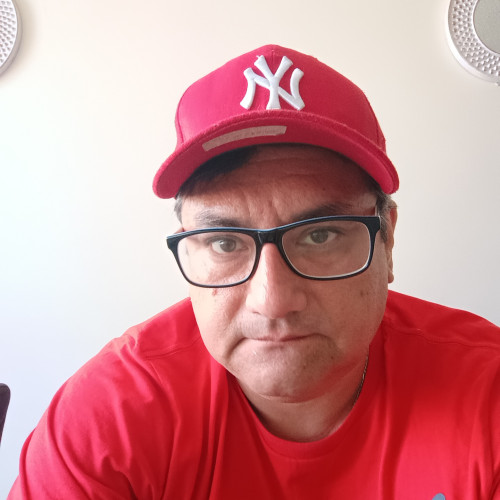 Carlos I. profile photo
