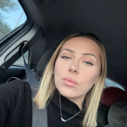 Ambre B. profile photo