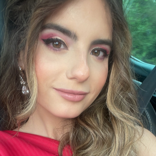 Gala R.