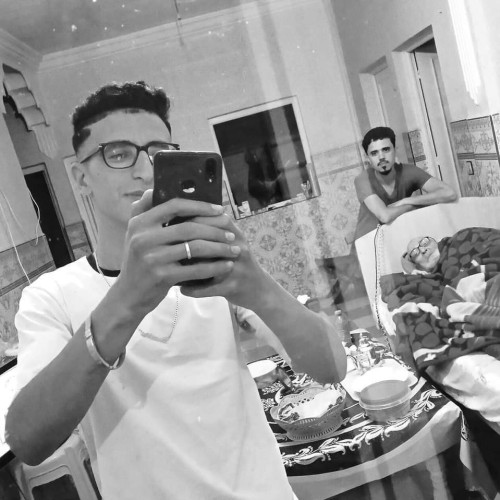 Nizar B.