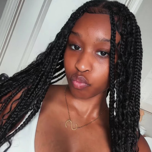 Maya m. profile photo