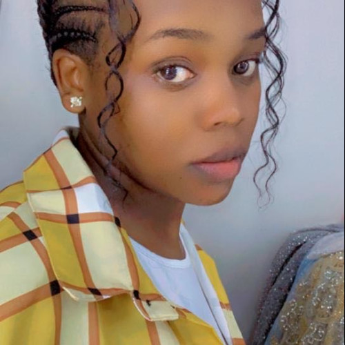 Claire n. profile photo