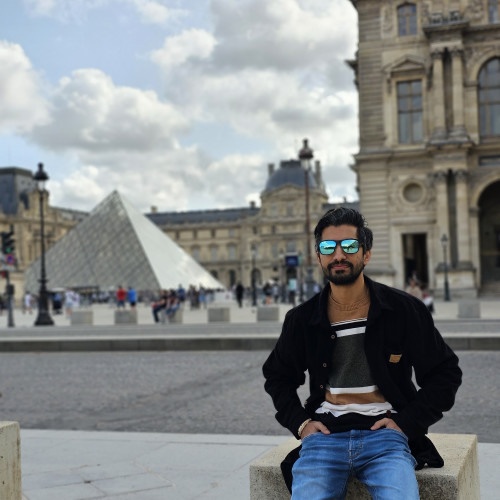 roop k. profile photo