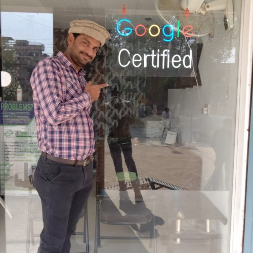 shahzad M.