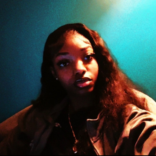 reniyah w. profile photo