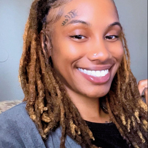 Azyia R. profile photo