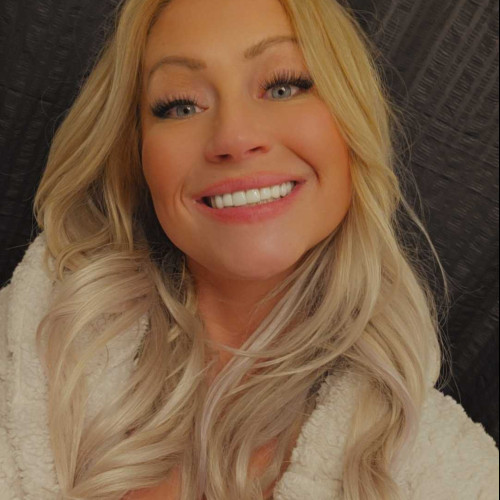 Marie M. profile photo