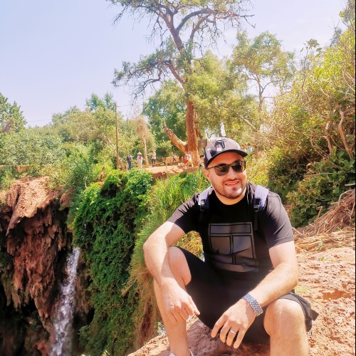 Taoufiq M.