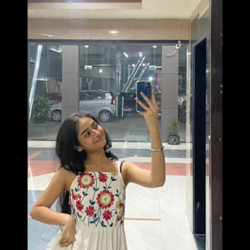 Shreya K.
