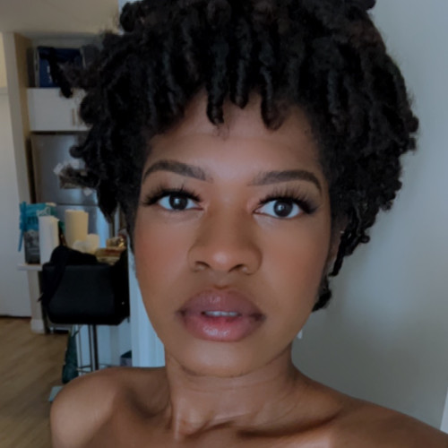 Nia Y.