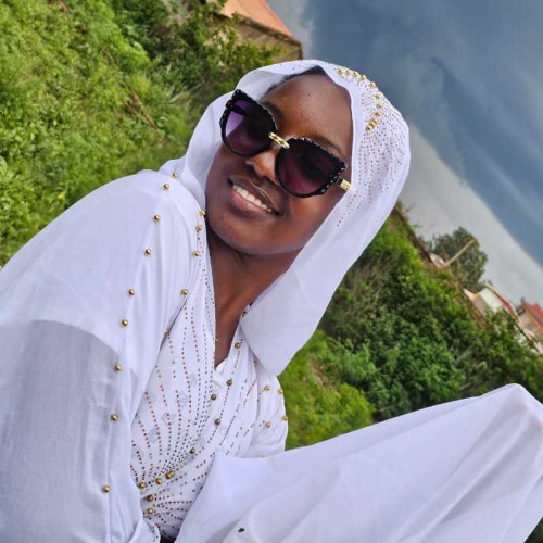 Shadidah M.