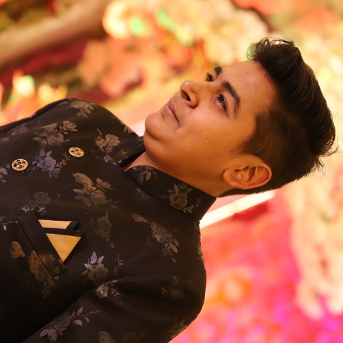Yash V.