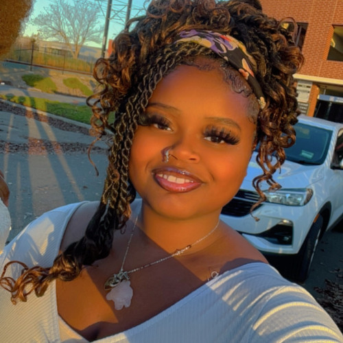 takylela T.
