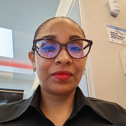 Loura C. profile photo