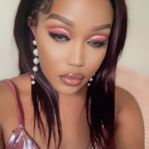 Maurine  M. profile photo