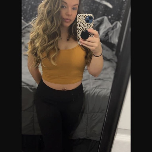 DMarie W. profile photo