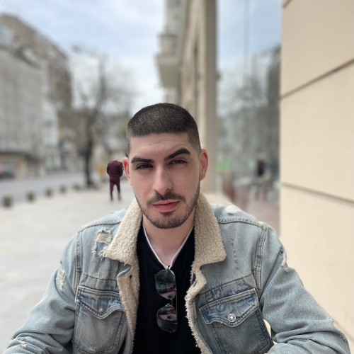 Popa L. profile photo