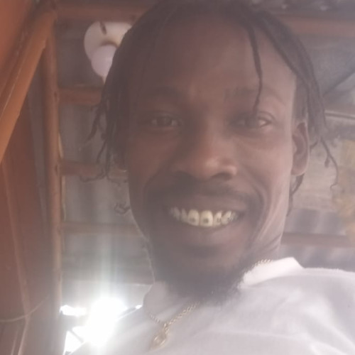 Daron  h. profile photo
