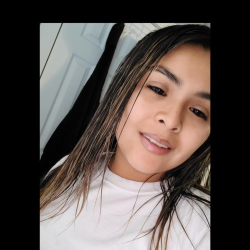 Candyy R. profile photo
