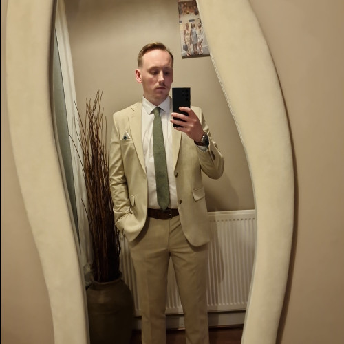 Laurence N. profile photo
